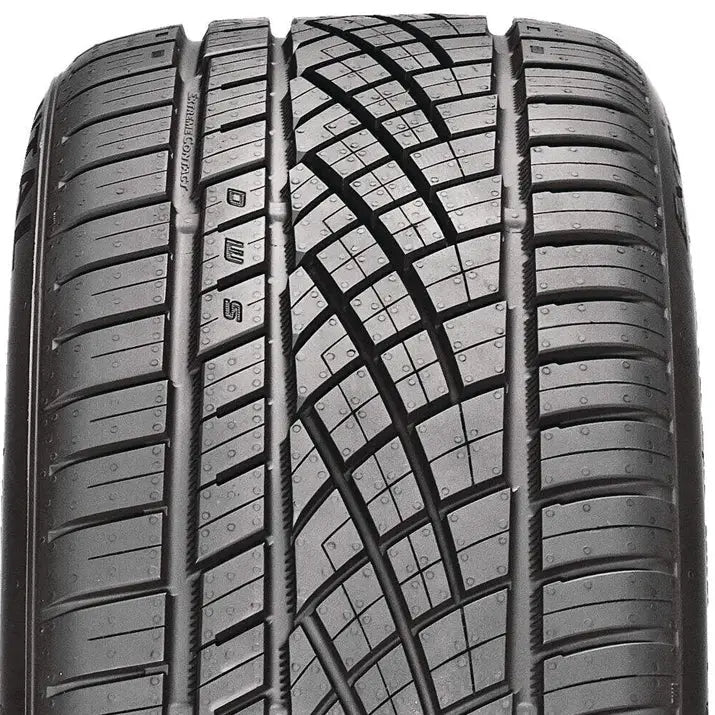 Continental ExtremeContact DWS06 PLUS 245/40ZR20 99Y XL