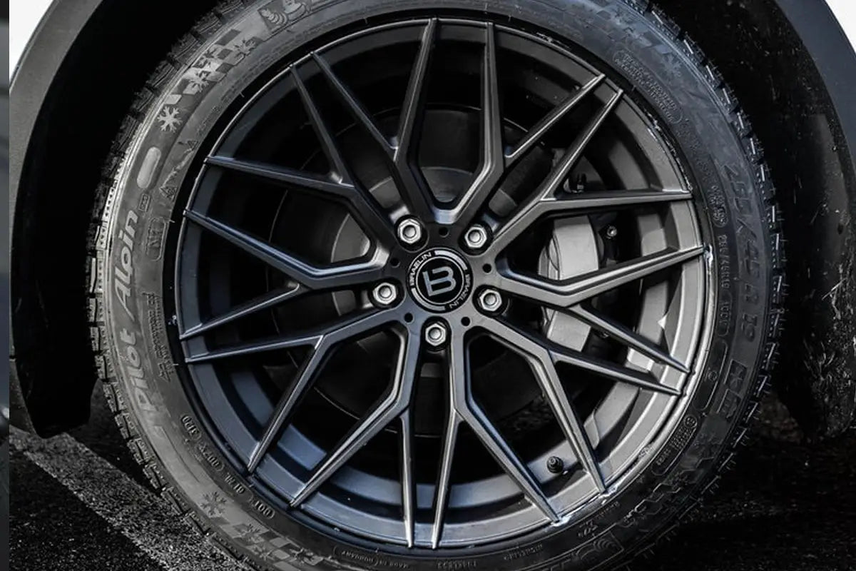 Braelin BR10 20x9.0 5x120.65mm + 38 70.7mm BLK Process