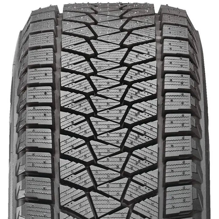 Bridgestone Blizzak DM-V2 235/70R16 106S