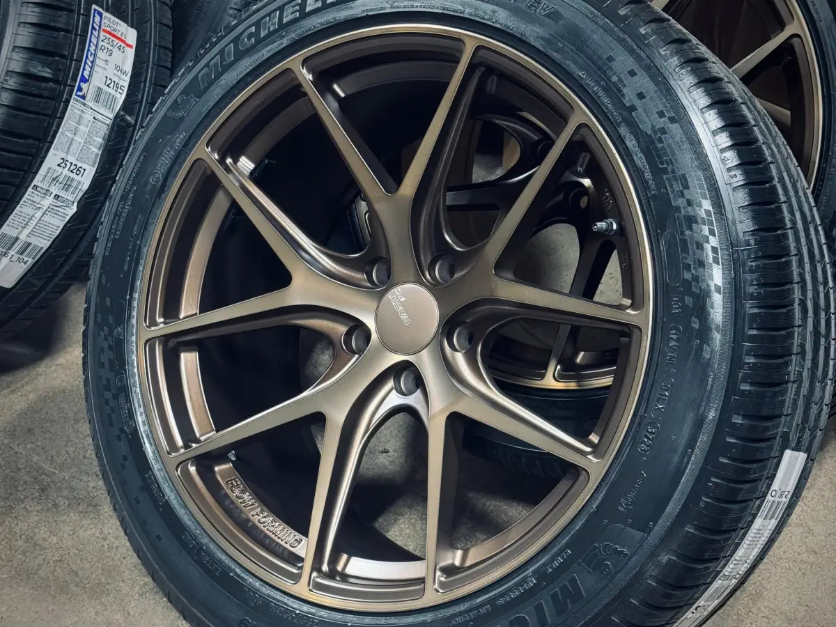 Fast Wheels FC04 18x9.0 5x100mm ET30 CB72.6mm Matte Bronze