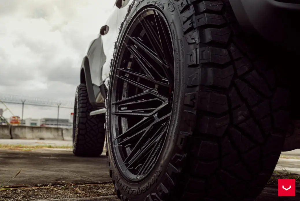 Vossen | Vossen HF6-5 22x10 / 6x139.7 / ET-18 / Super Deep