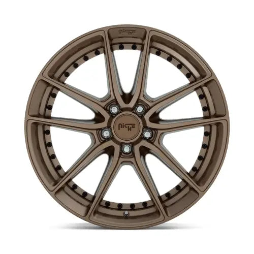 Niche M222 DFS 18X8.0 5x108 ET40 CB72.56mm