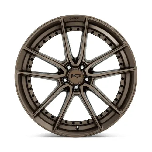 Niche M222 DFS 22X9.0 5x114.3 ET38 CB72.56mm