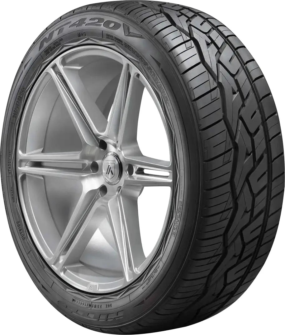 Nitto NT420V 295/35R24 110H