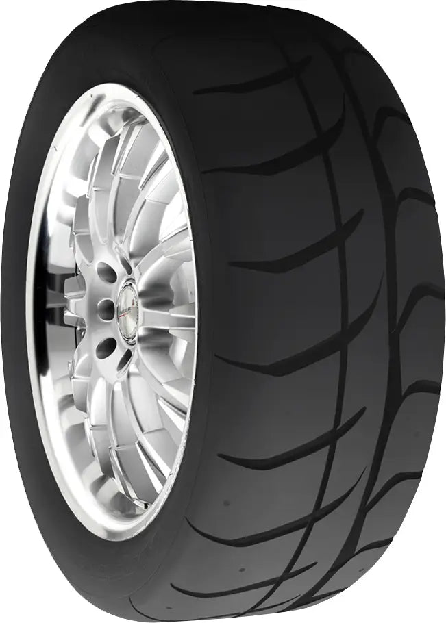 Nitto NT-01 235/40R17 90W