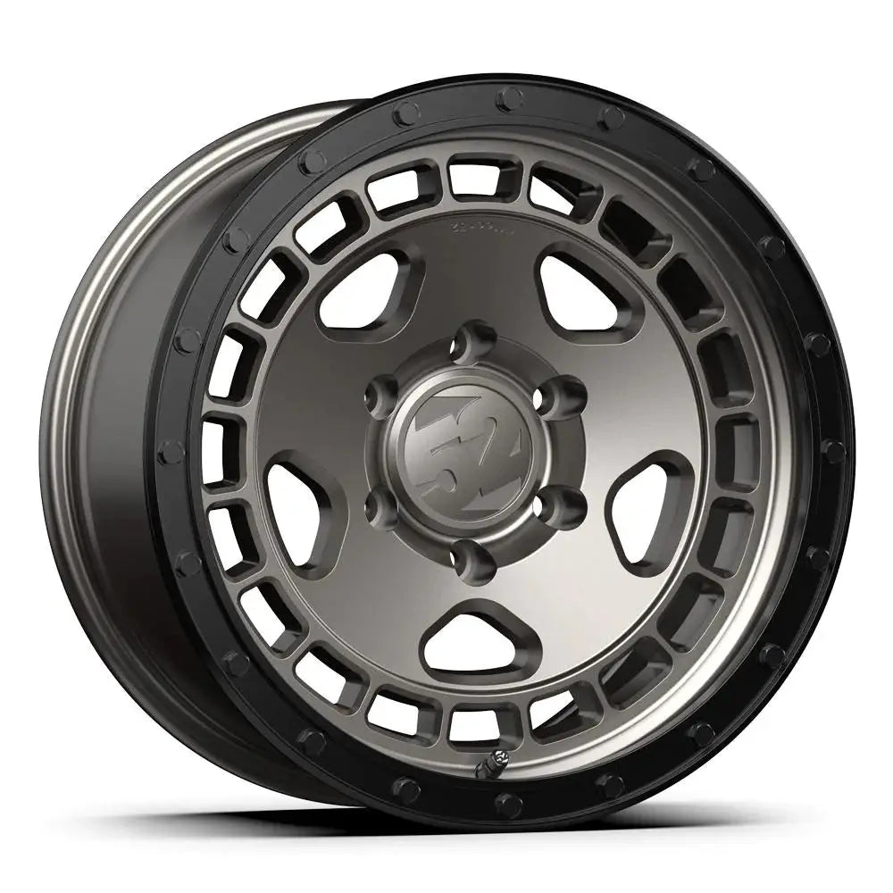 fifteen52 Turbomac HD 17x8.5 5x150 0mm ET 110.3mm Center
