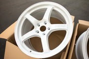 Rays Gram Lights 57CR 18x9.5 5x120mm ET38 CB75.0mm Ceramic