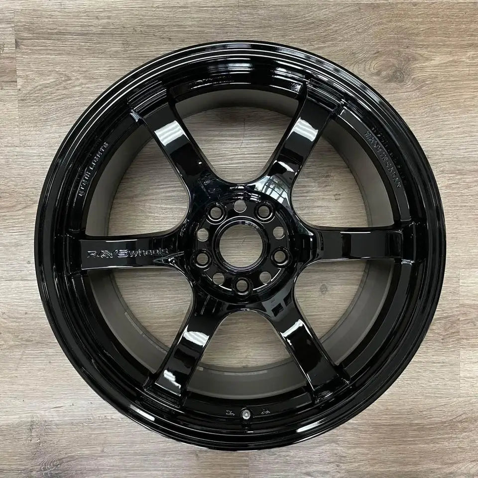 Rays Gram Lights 57DR 17x9.0 5x114.3mm ET38 CB73.1mm Glossy