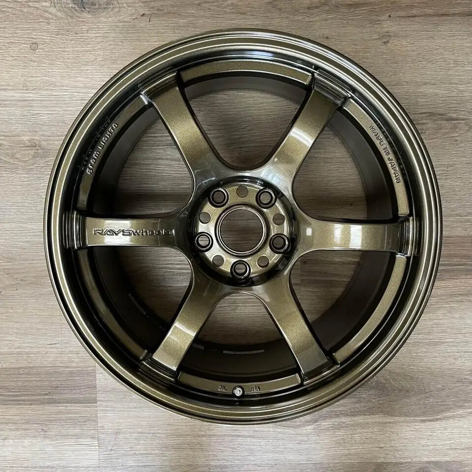 Rays Gram Lights 57DR 18x9.5 5x114.3mm ET38 CB73.1mm Almite