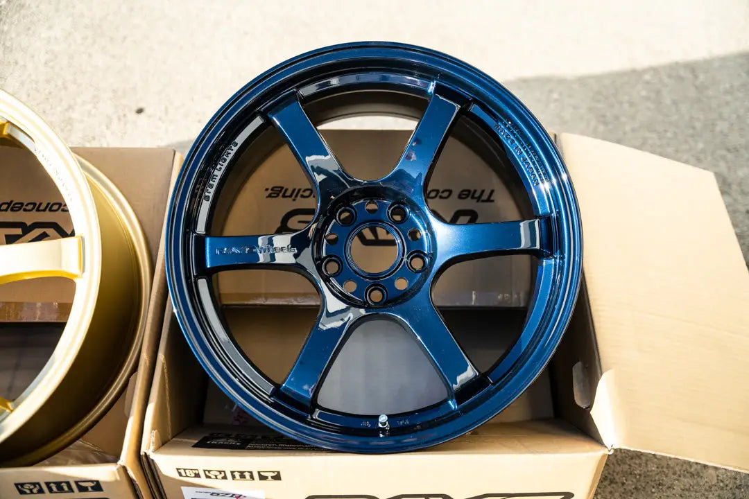 Rays Gram Lights 57DR 18x9.5 5x114.3mm ET38 CB73.1mm